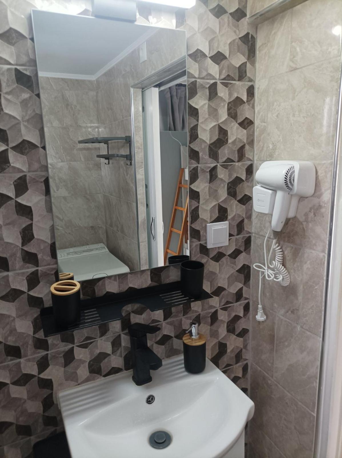 Filio'S Loft Near Airport Villa Artemida  Ngoại thất bức ảnh